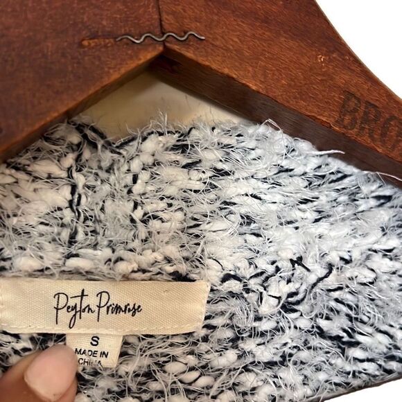 Peyton Primrose Open Front Fuzzy Sweater - Picture 5 of 9